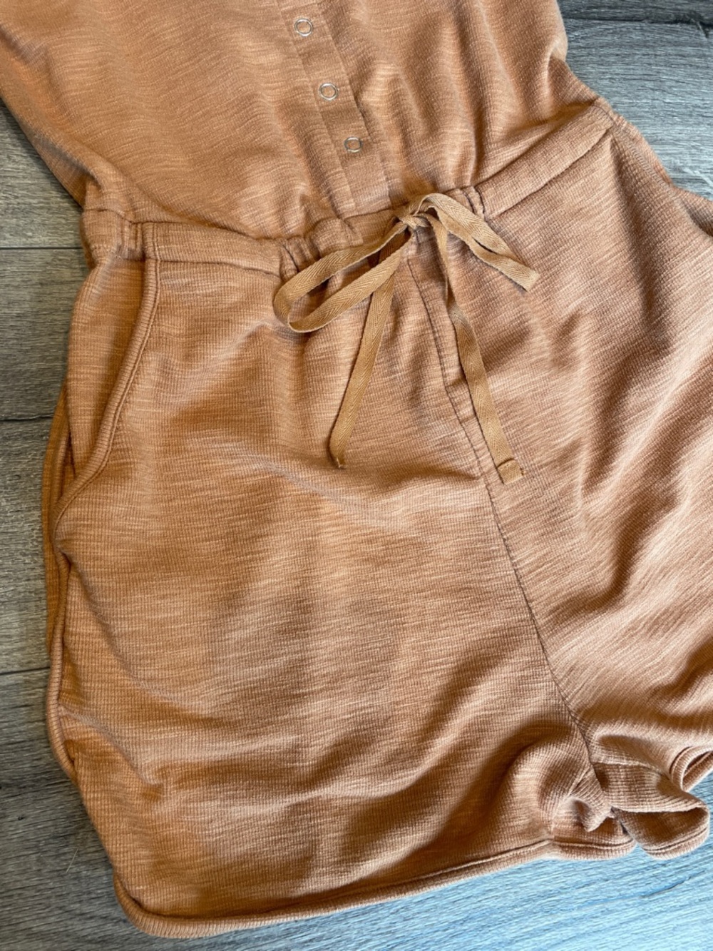 Romper - Picture 2 of 4